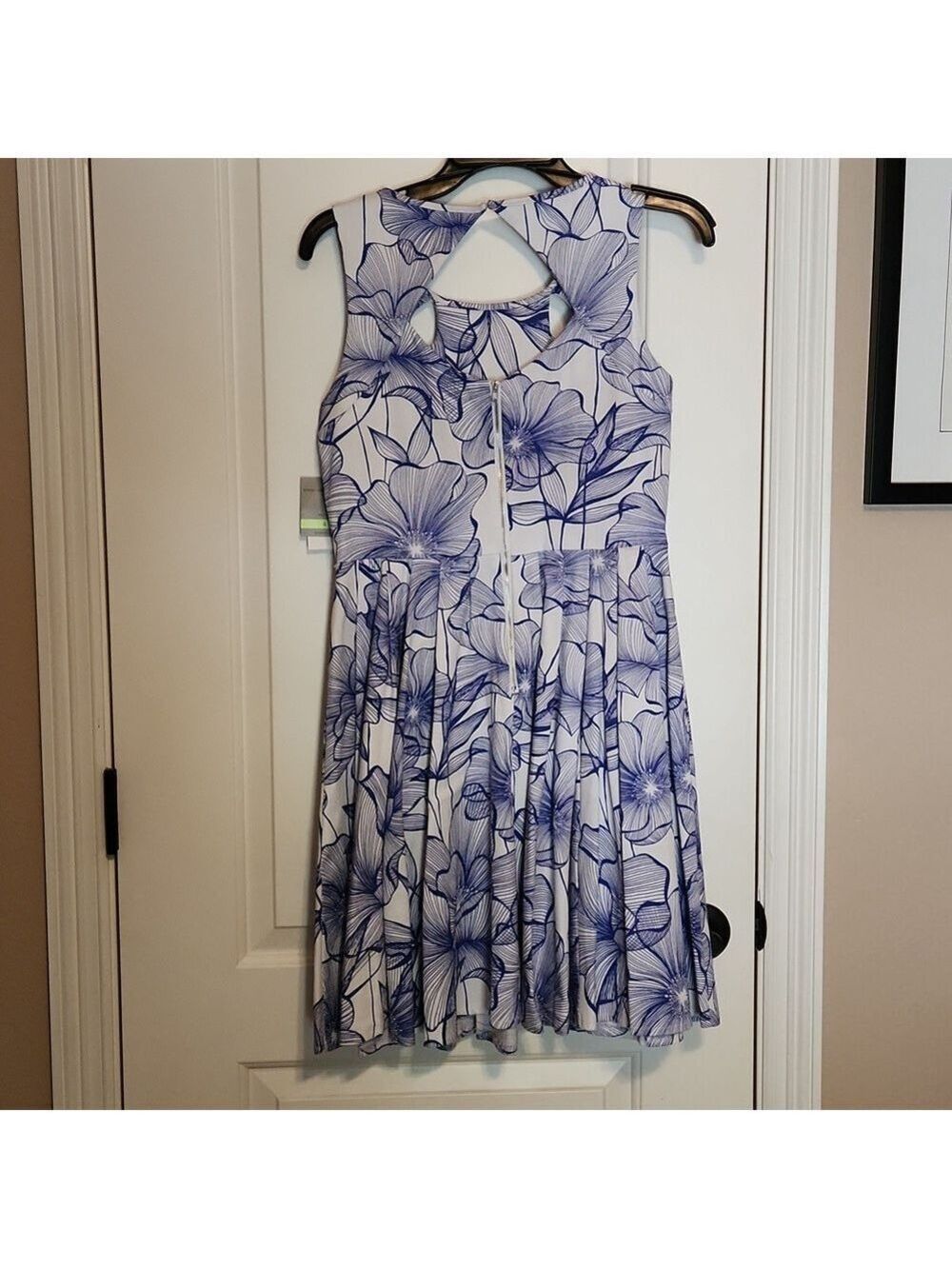 Sundress size 4 - Picture 2 of 5